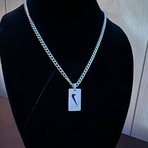 NIKE Dog Tag Pendant Cuban Chain Necklace - Silver Plated - 5mm Cuban 20" Chain